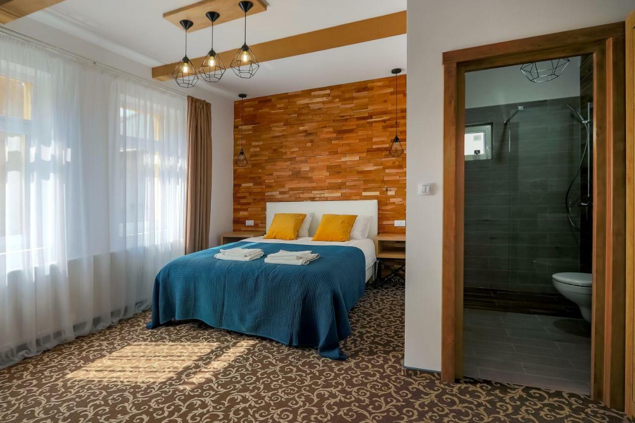 קאמפולונג מולדובנסק Residence Rooms Bucovina מראה חיצוני תמונה